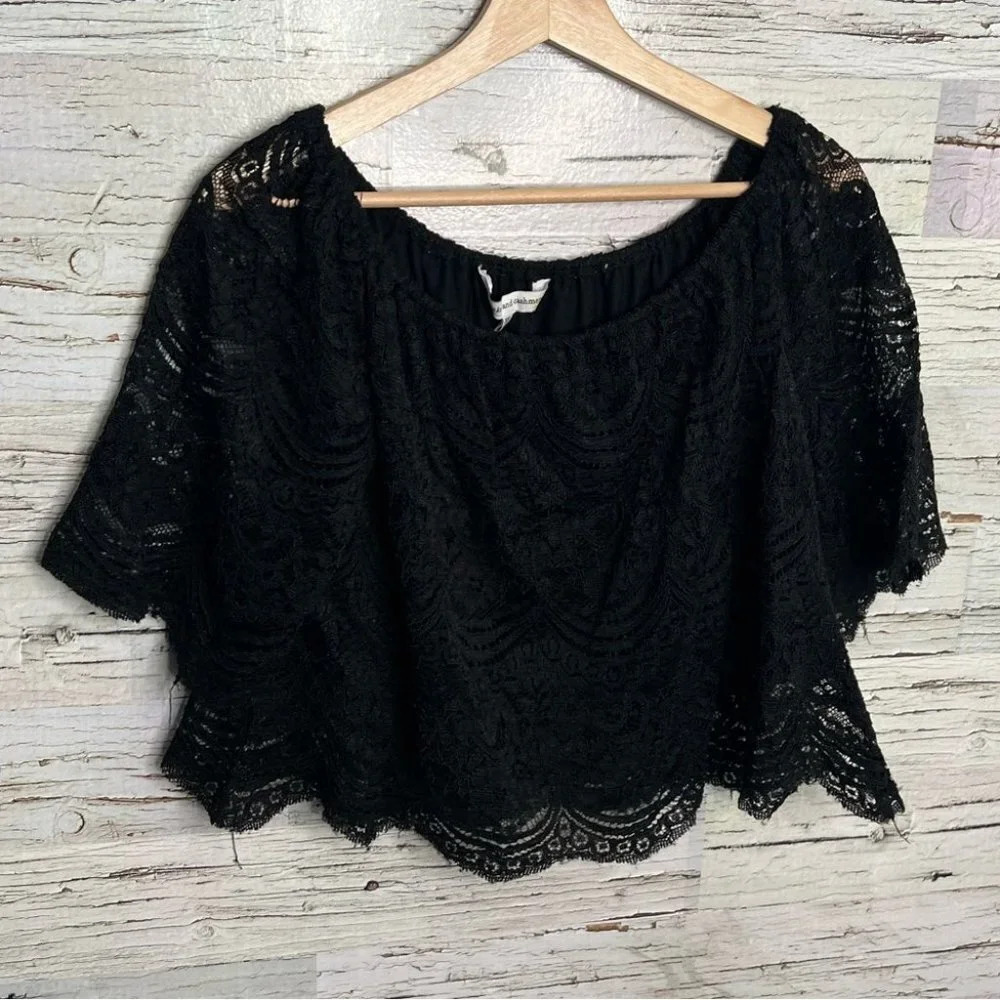 Cupcakes and cashmere black lace blouse top size xs